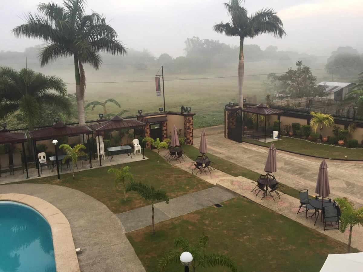 Villa Angelica Resort Alaminos Ngoại thất bức ảnh